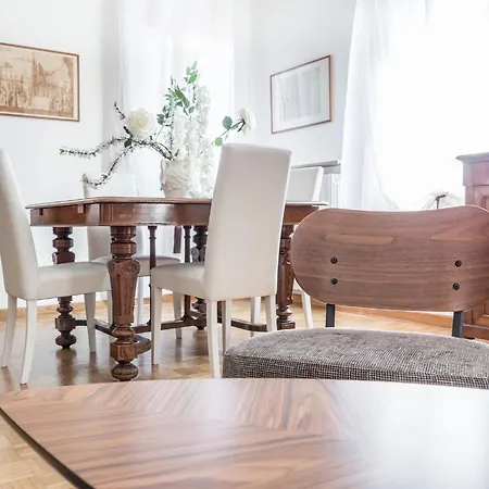 Palace Tintoretto By Wonderful Italy * Βενετία