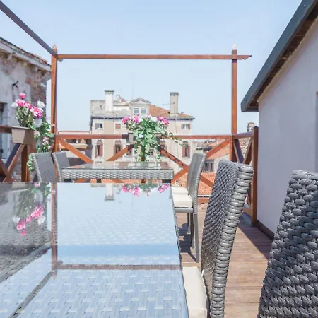 Palace Tintoretto By Wonderful Italy * Βενετία