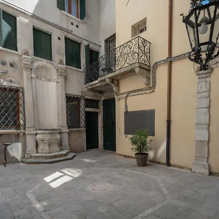 Palace Tintoretto By Wonderful Italy Velence